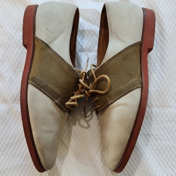 Joan & David Stylish Two-Tone Women's Suede Shoes - Picture 6 of 10